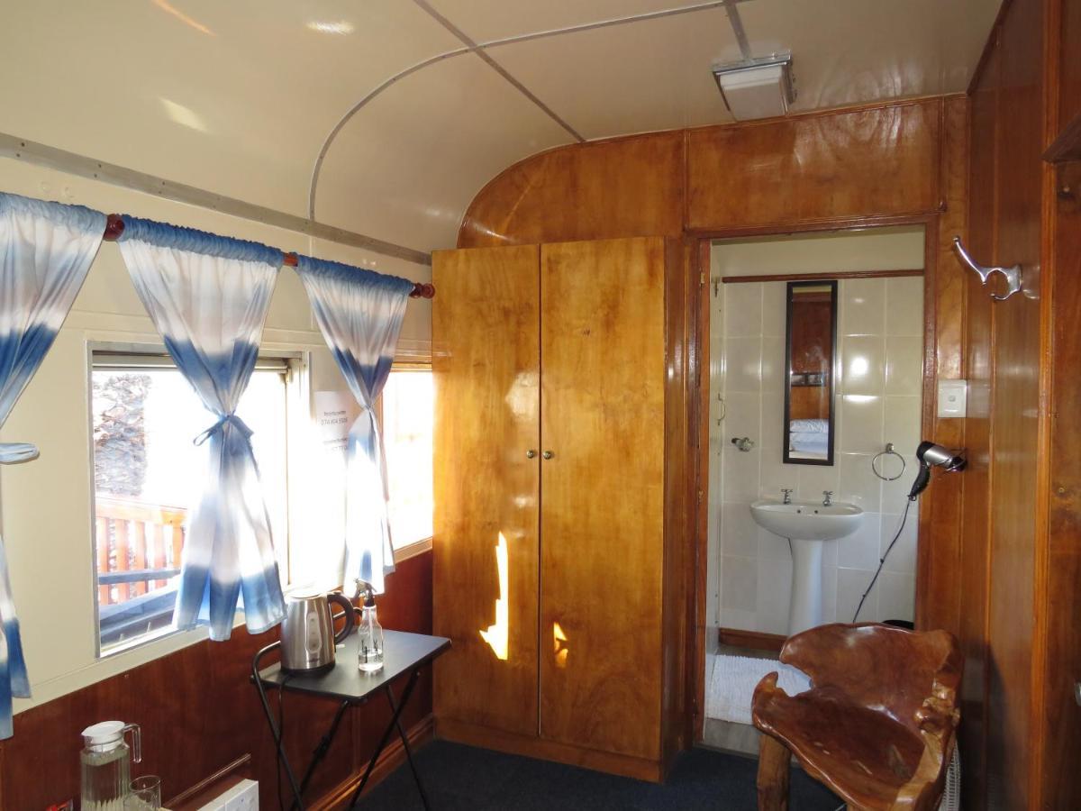 Santos Express Hostel Mossel Bay Exterior photo