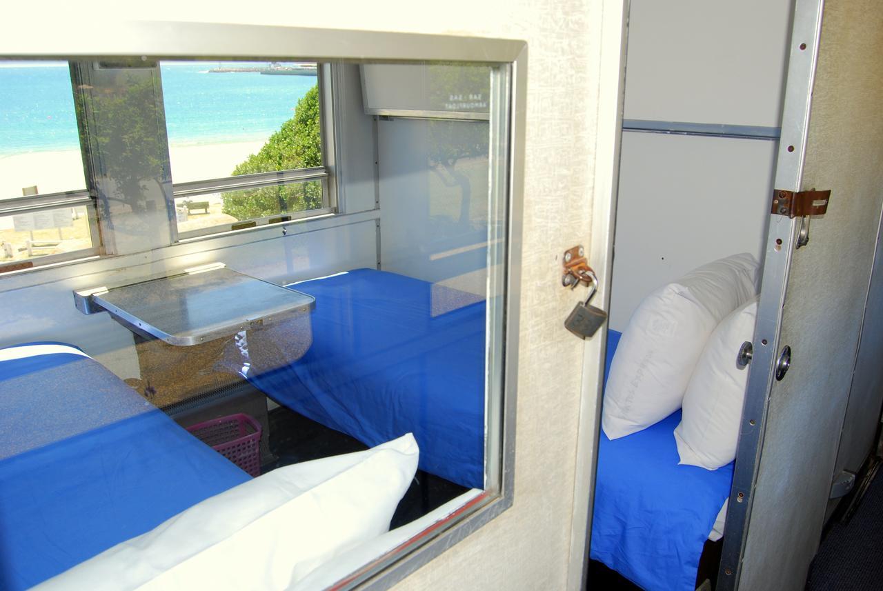 Santos Express Hostel Mossel Bay Exterior photo